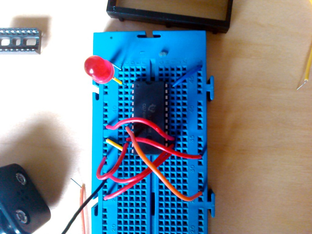 Testing the 74HC4067 16-channel analog mult iplexer/demultiplexer